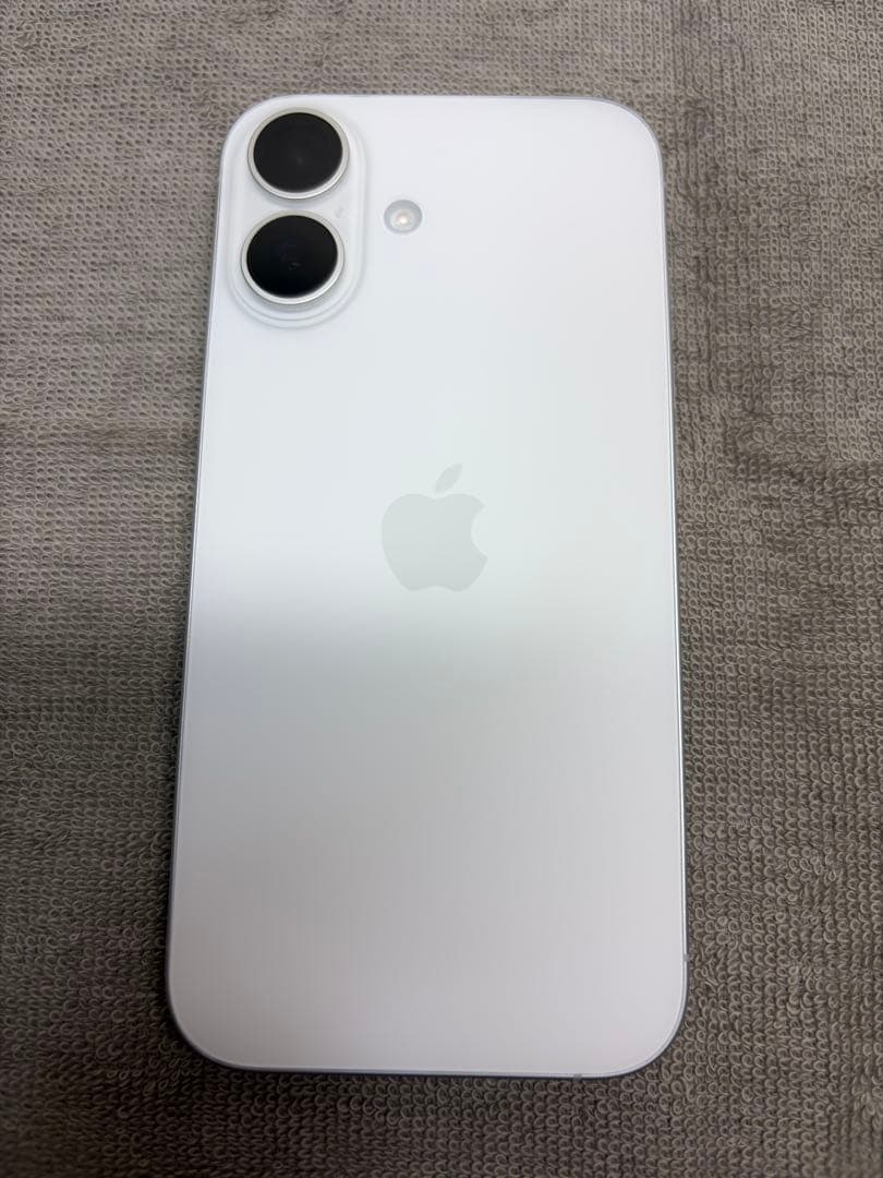 iPhone 16 256GB バッテリー100% ホワイト SIMフリー
