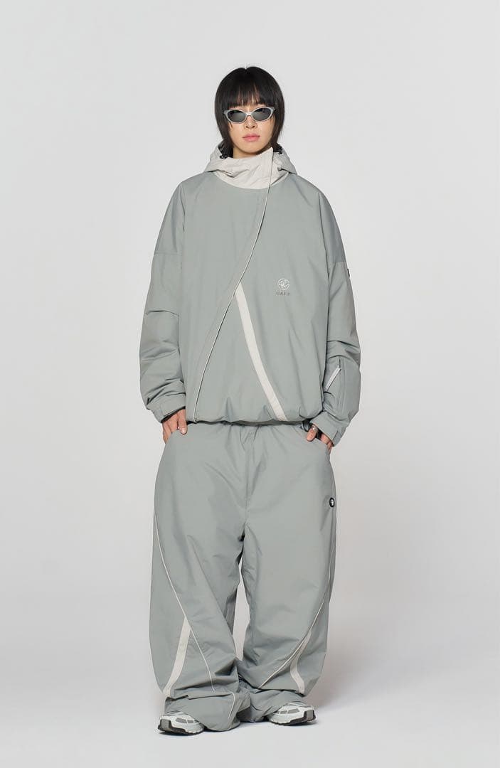 GAFH FH Curved Line Pullover（ニュートラルグレー）