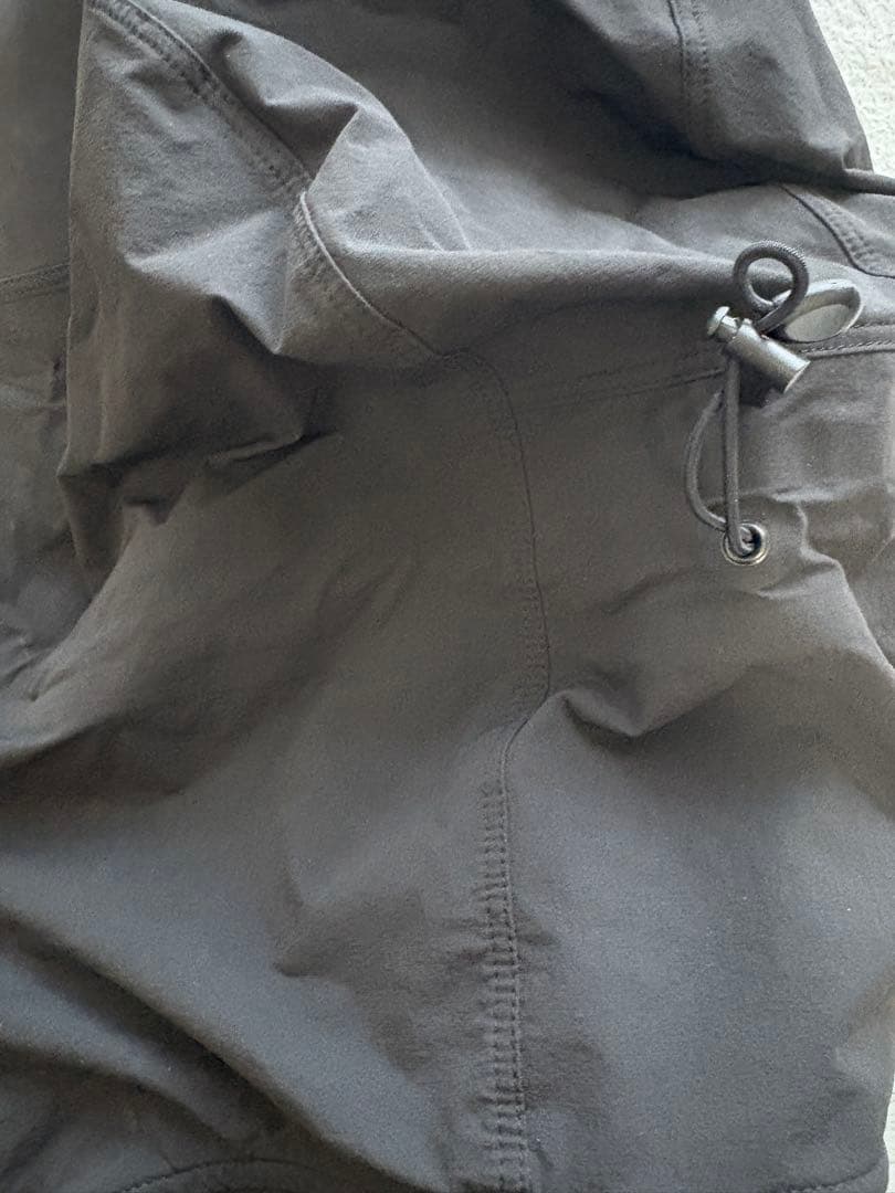 アークテリクス　ガンマライトウェイトフーディー