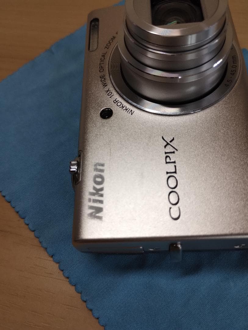 ✨動作良好✨ 美品 Nikon COOLPIX S6200 シルバー デジカメ