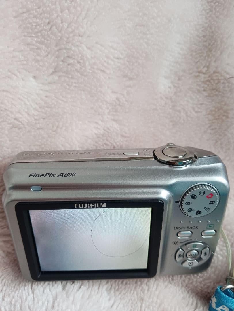 コンパクトカメラ