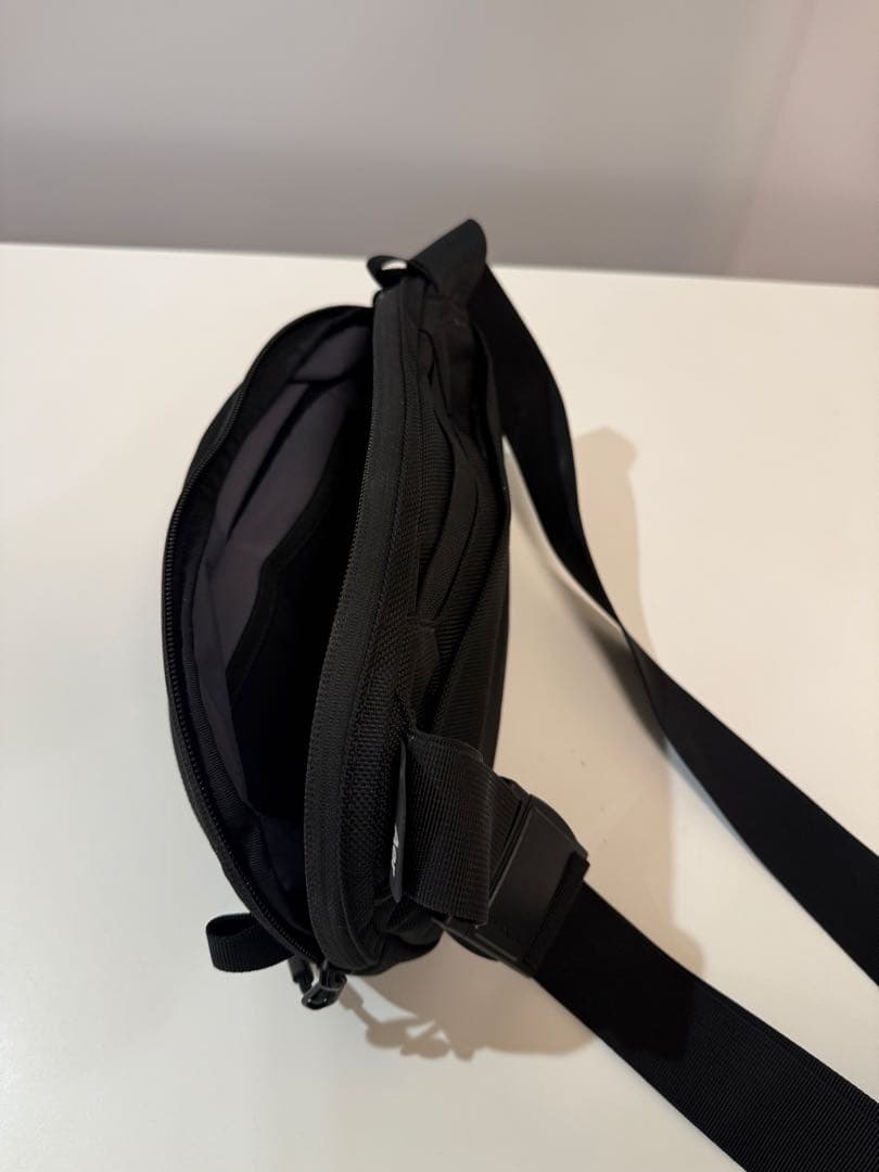 【超美品】Aer（エアー）Day Sling 3 BLACK