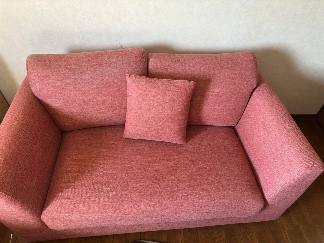 ニトリ　2人掛け　ソファ クッション付き