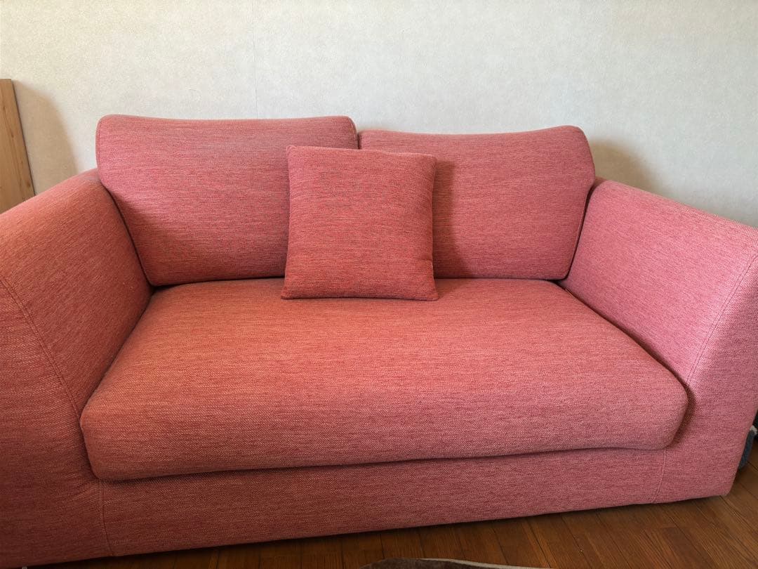 ニトリ　2人掛け　ソファ クッション付き