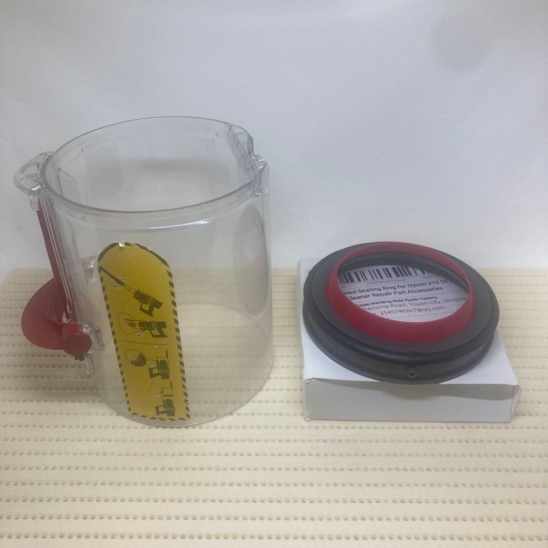 ダイソンＳＶ１２分解清掃済(限定　床ブラシ、ホース、壁掛け収納プラケットサービス