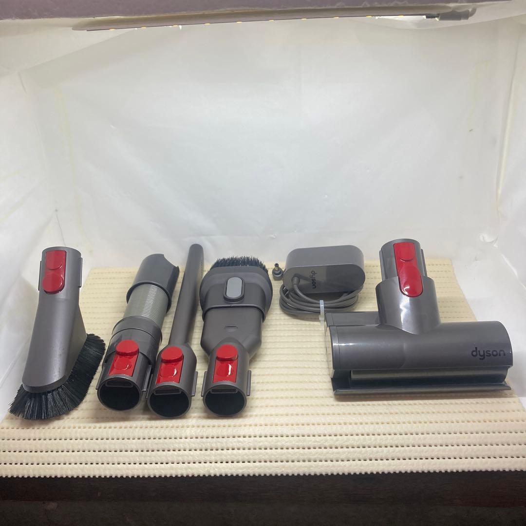 ダイソンＳＶ１２分解清掃済(限定　床ブラシ、ホース、壁掛け収納プラケットサービス