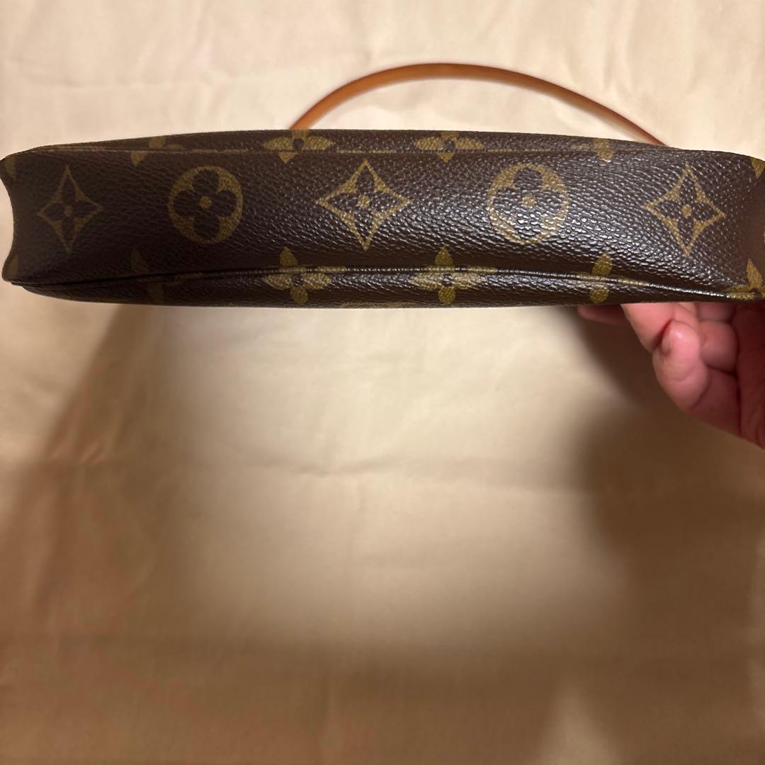 ルイ・ヴィトン モノグラム ポーチ型バッグ