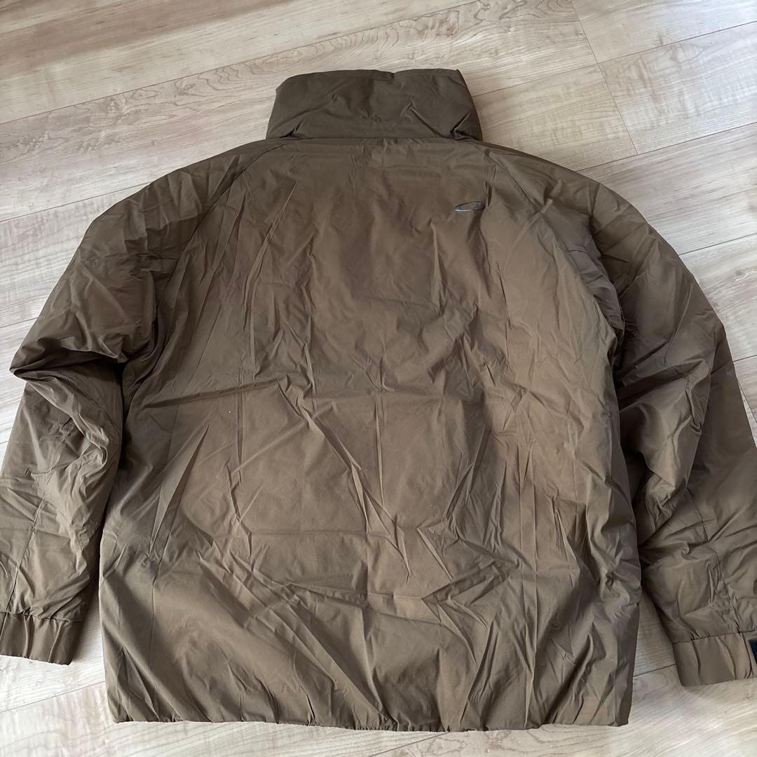 新品　オークリー　メンズ　撥水　軽量　中綿アウター　保温　ブラウン　XL