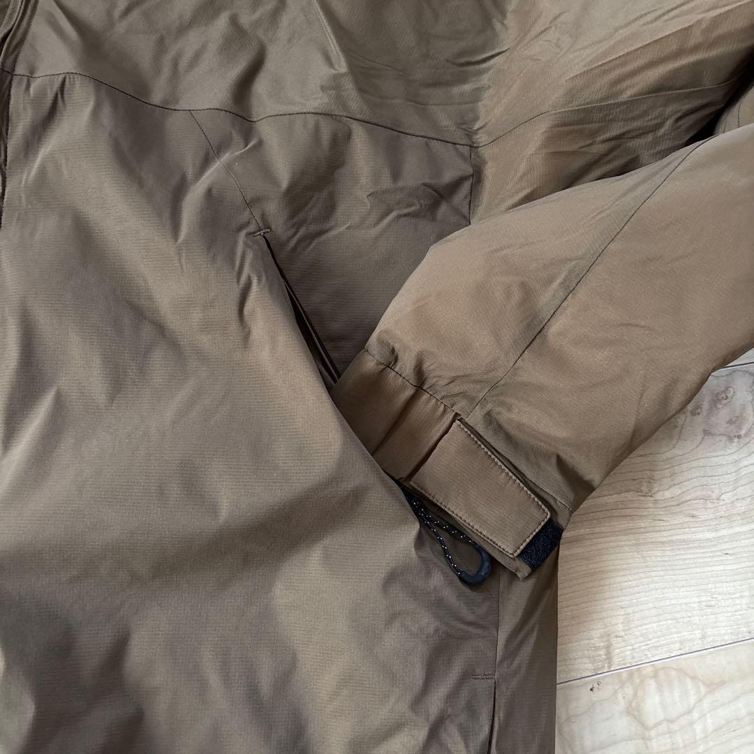 新品　オークリー　メンズ　撥水　軽量　中綿アウター　保温　ブラウン　XL