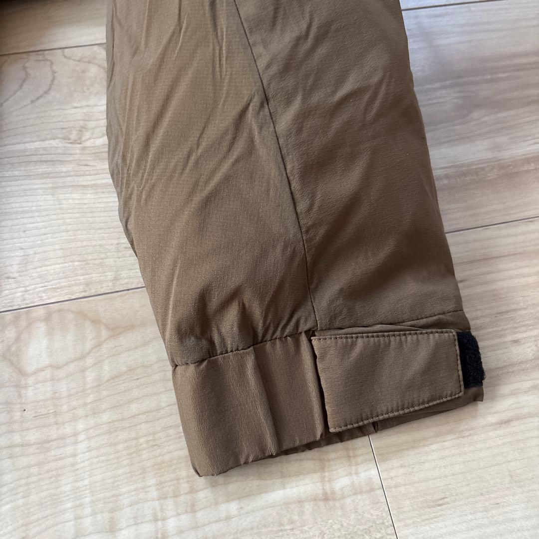 新品　オークリー　メンズ　撥水　軽量　中綿アウター　保温　ブラウン　XL