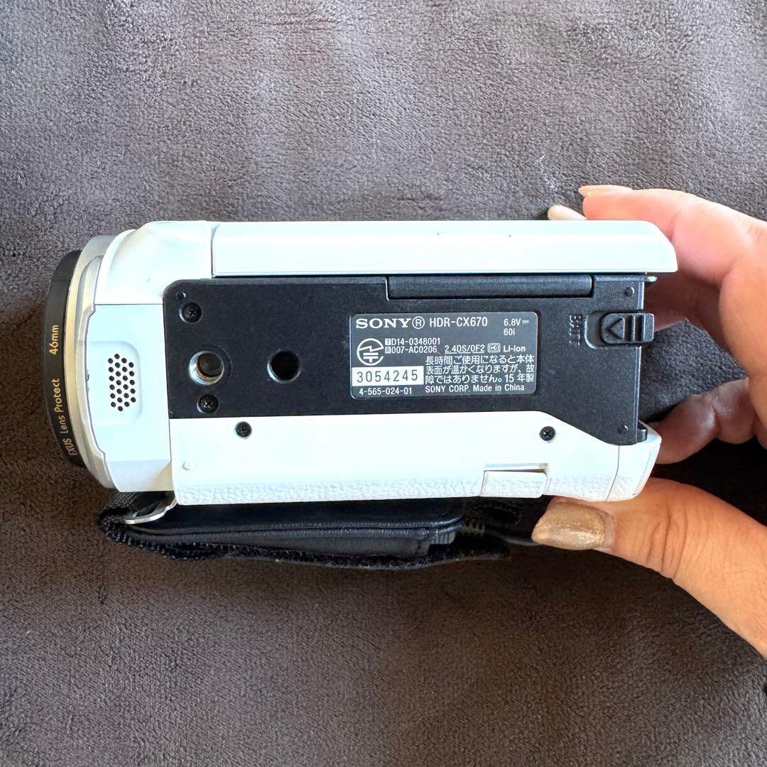超美品SONYデジタルHDビデオカメラHDR-CX670専用マイク充電器付き白