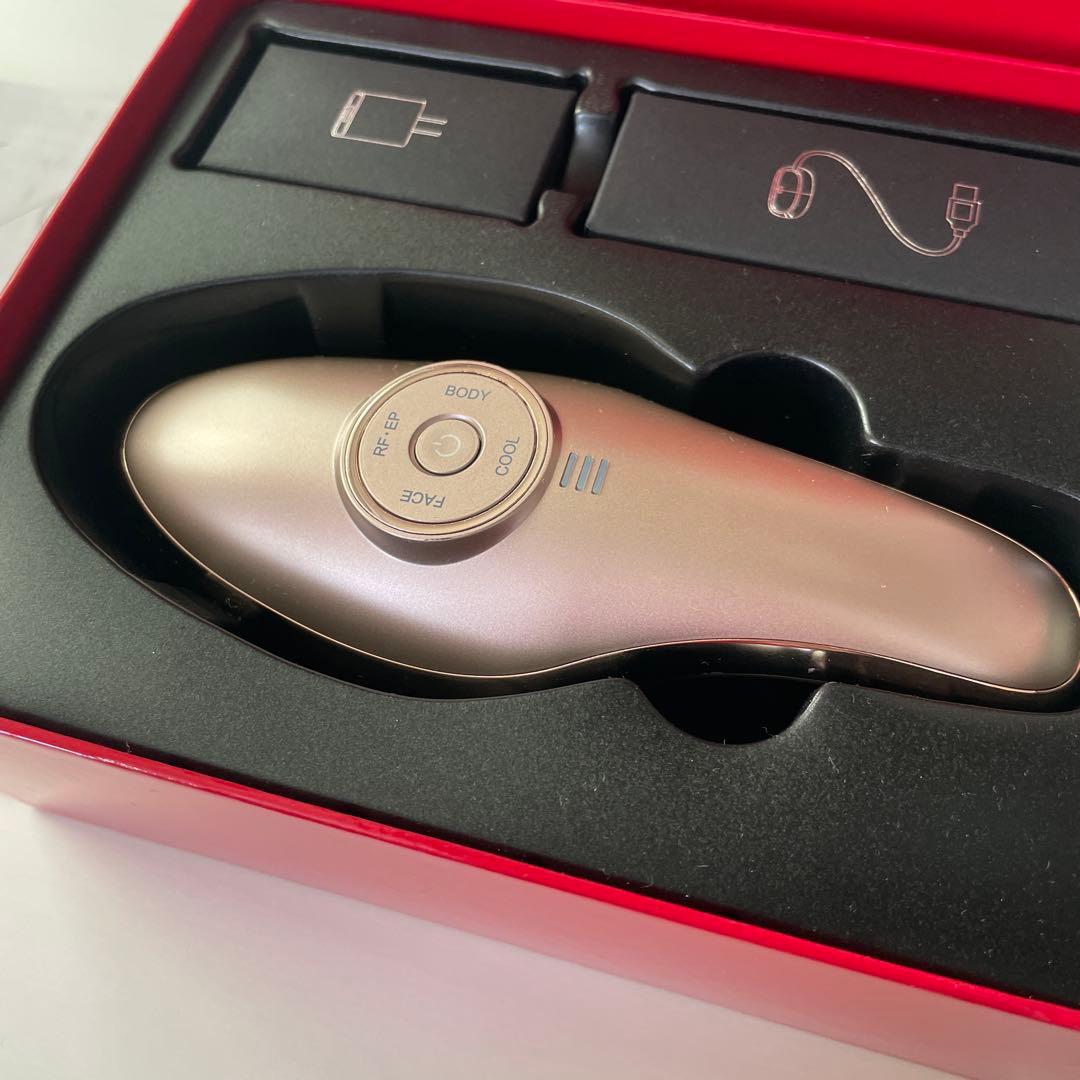 MEラボンエクラ　美顔器 ME LABOUM ECLAT ECT-02