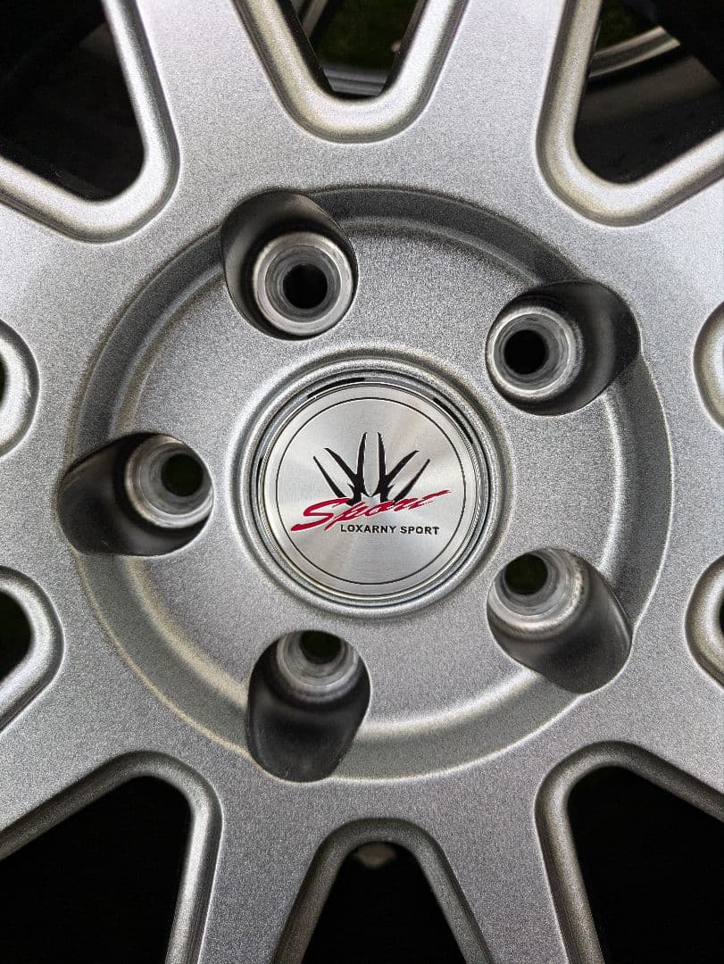 【送料込】ブリザック VRX3 18インチ 225/55R18 スタッドレス