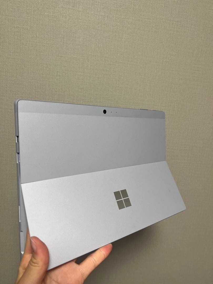 【値下げしました】Microsoft Surface Pro 充電器付き