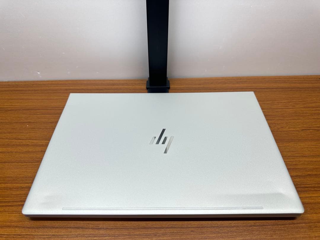 2.HP Elitebook 630 G9 12世代 i5 8/256Gb