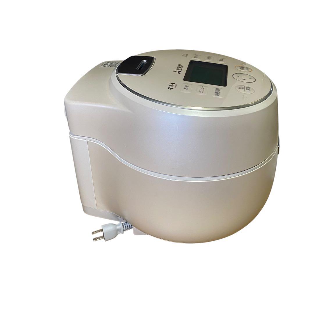 美品✨三菱【本炭釜 KAMADO】NJ-AW108-W 5.5合 炊飯器