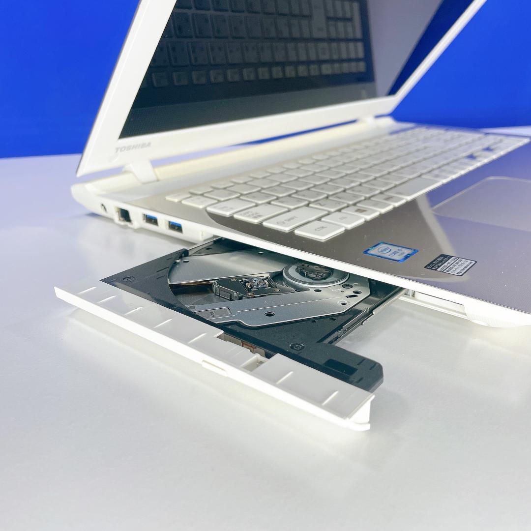 Windows11✨高速SSD512GB✨東芝ゴールドカメラ付ノートパソコン薄型