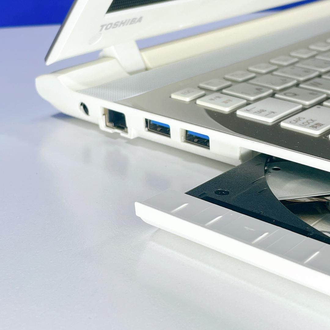 Windows11✨高速SSD512GB✨東芝ゴールドカメラ付ノートパソコン薄型