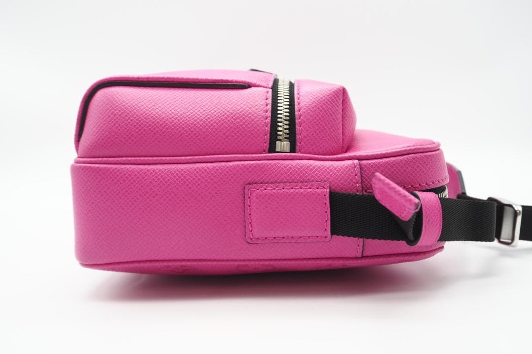 LOUIS VUITTON ショルダーバッグ アウトドアメッセンジャー PM 美