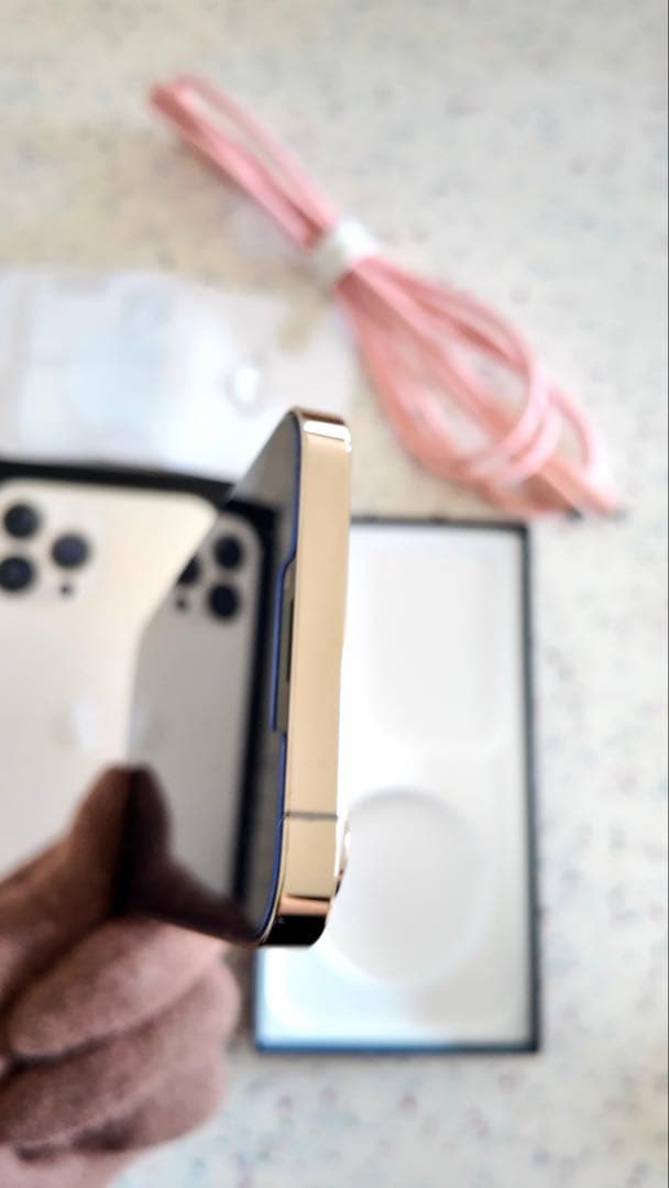 【最終価格Ankerコード付】iPhone 13ProMaxゴールド 256GB