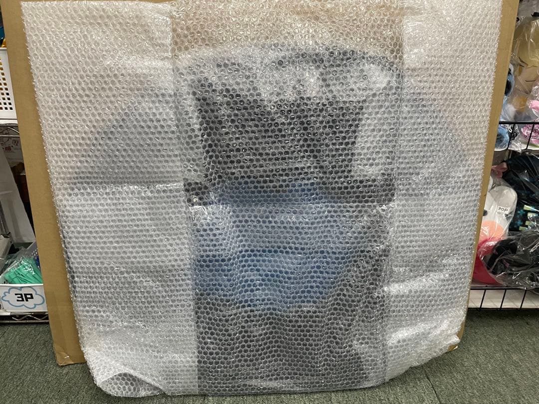 値下げ メルセデスベンツ W465 ゲレンデ スペアタイヤカバー 新品 純正品