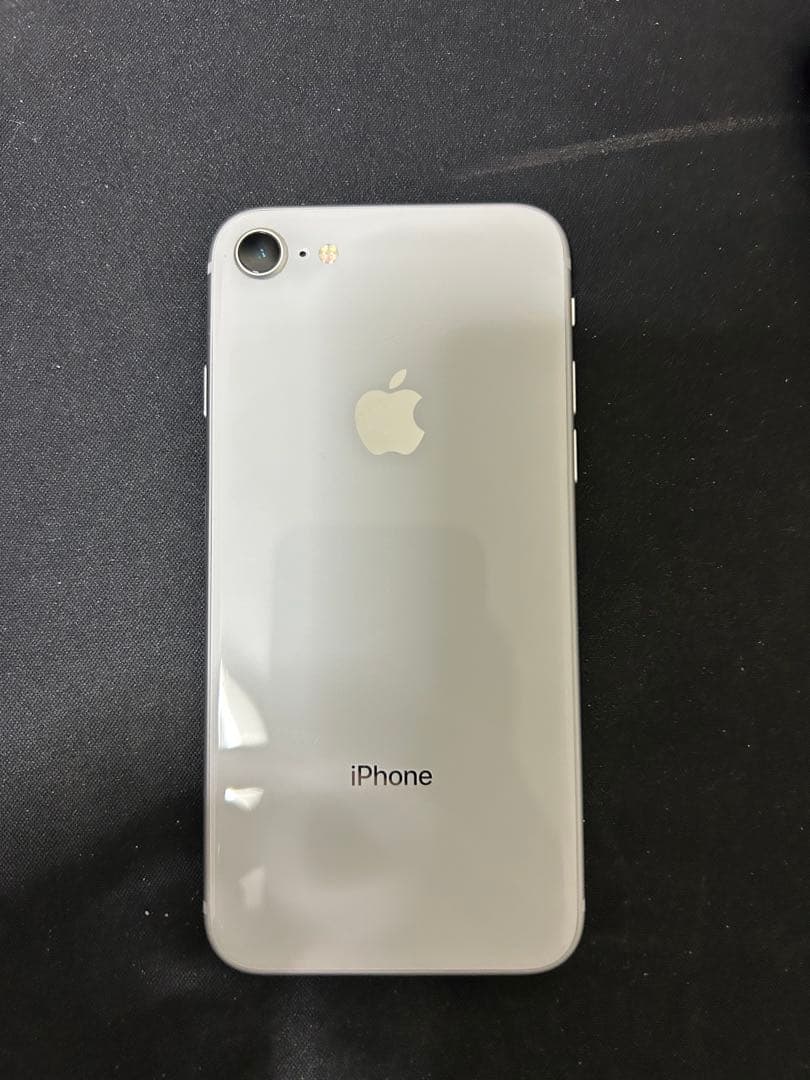Apple iPhone 8 64GB ホワイト
