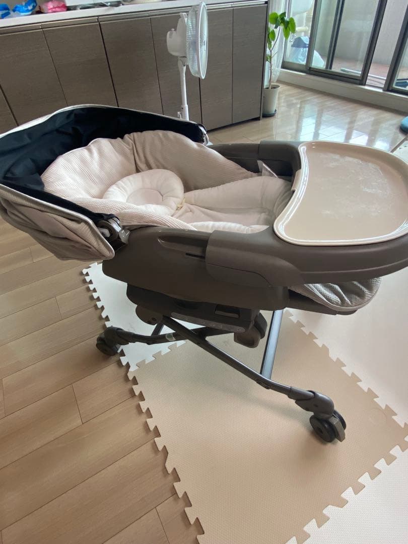 Combi スウィングベッド・チェア グレー・ホワイト