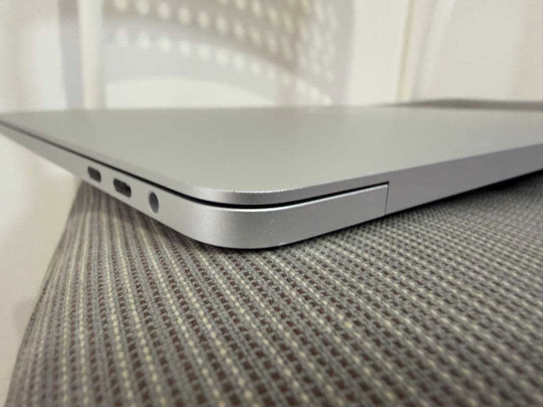 「極美品」Apple MacBook Pro 13インチ 1TB A2251