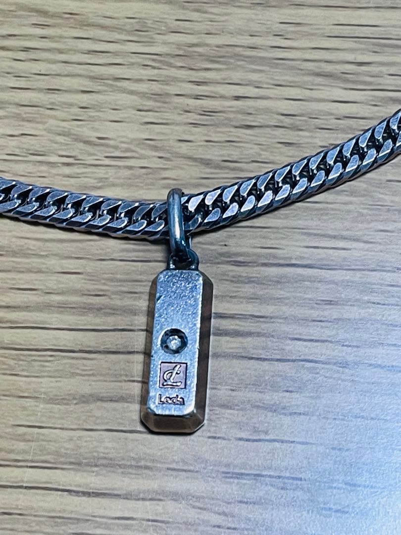 レダシルマ ネックレス