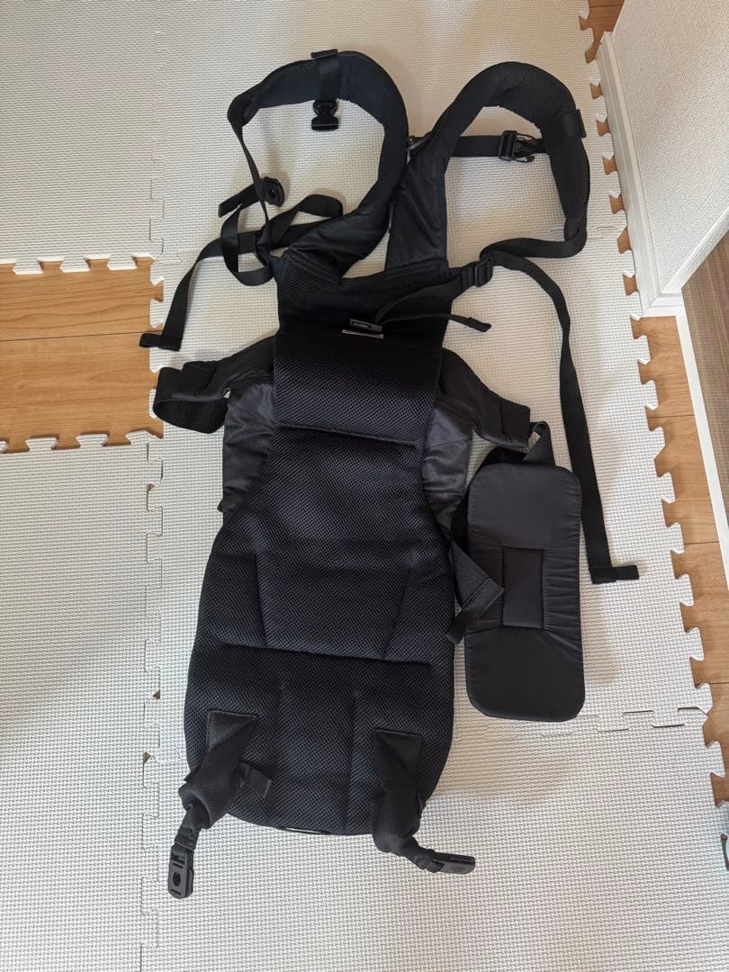 アンジェレッテ ベビーキャリア オン ブラック 抱っこ紐