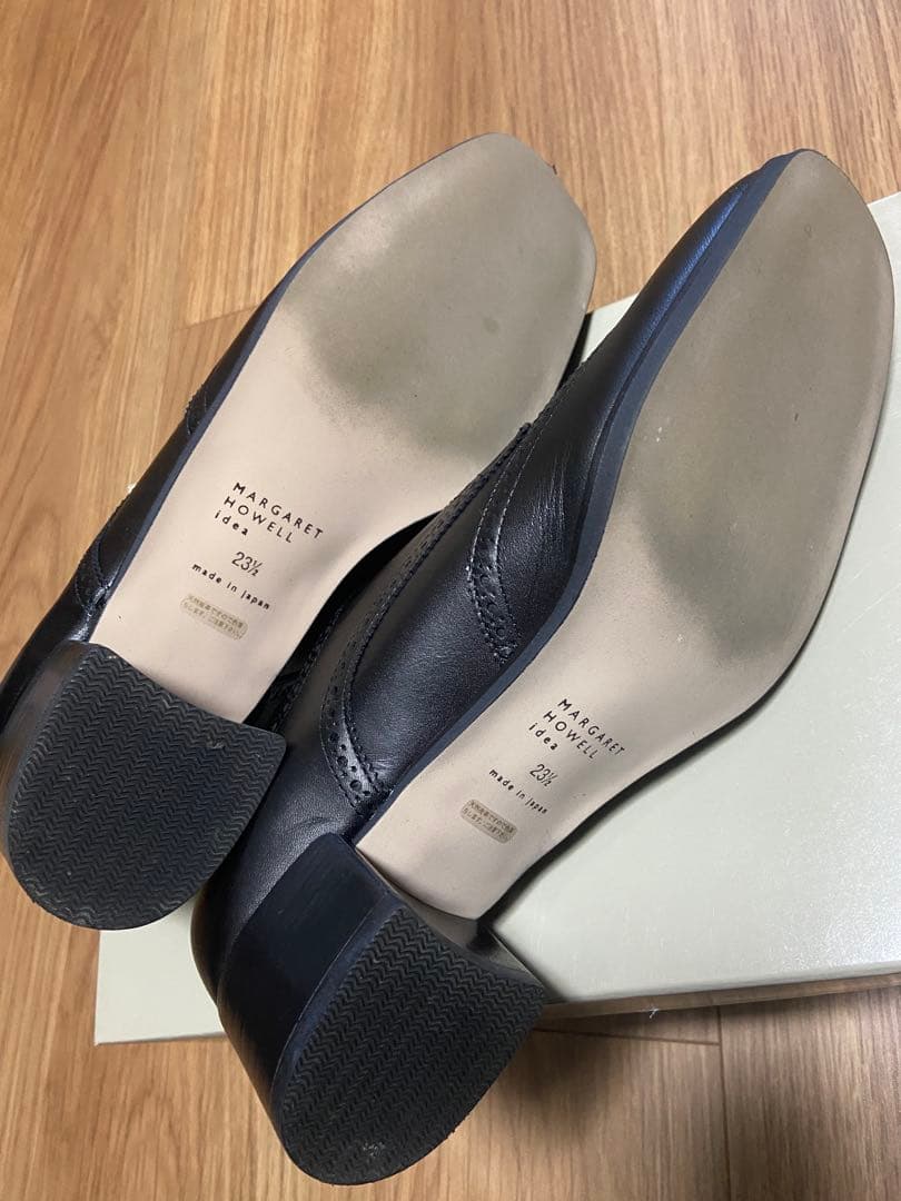 美品⭐︎MARGARET HOWELL ブラックレースアップシューズ　箱つき
