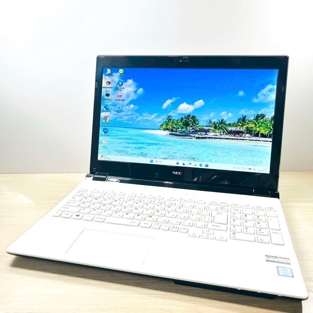 高速SSD✨Windows11 ノートパソコン✨ブルーレイ カメラ 白 カメラ