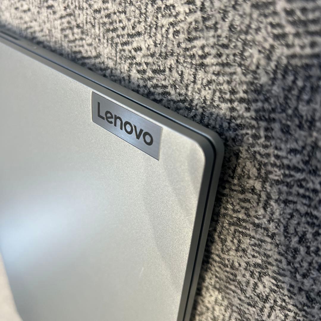 Lenovo シルバー ノートPC USBポート付き