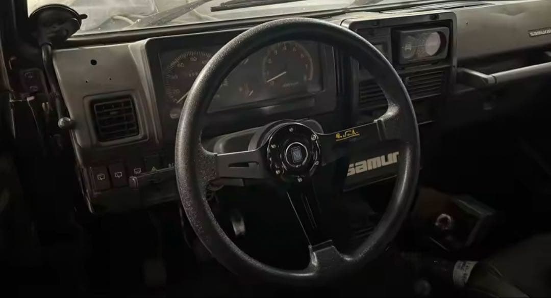 ナルディ 14インチステアリングホイール