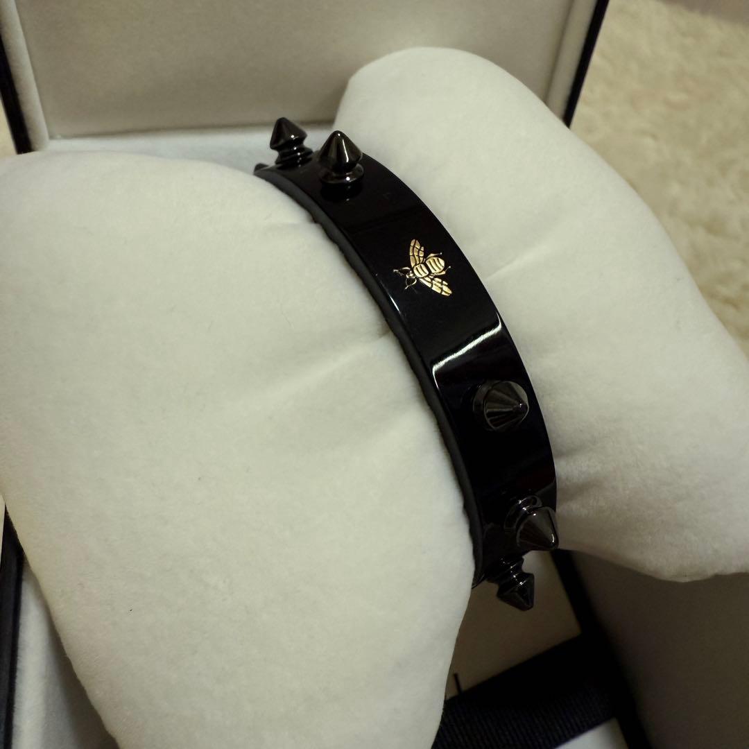 GUCCI ブラック スクエアフェイス 時計　ヴィンテージ