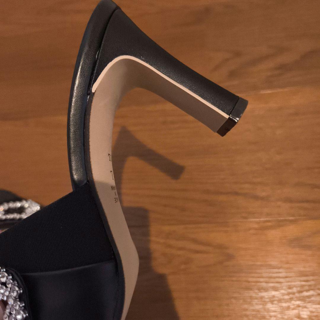 DIANA　 ブラック 　ヒール サンダル