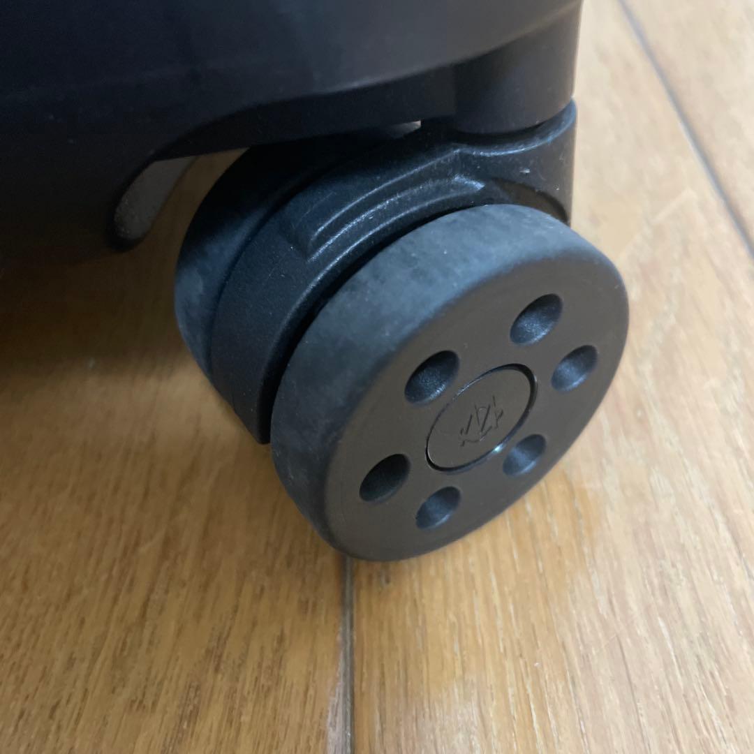 旅行かばん・小分けバッグ rimowa pilot Black