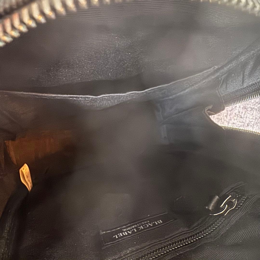 【新品】ブラックレーベル クレストブリッジ BLチェック レザー切換ボディバッグ