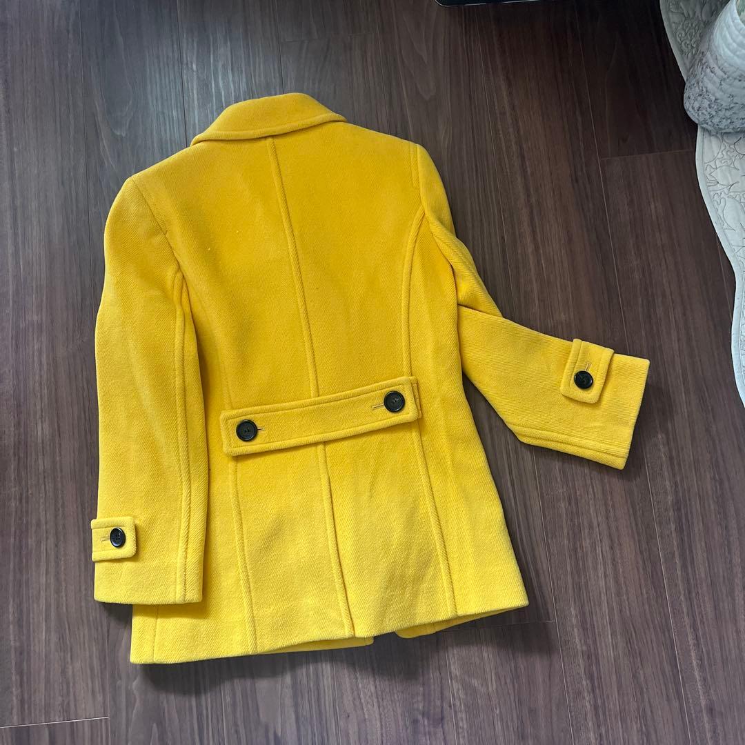 バーバリー厚手の黄色ダブルハーフコート