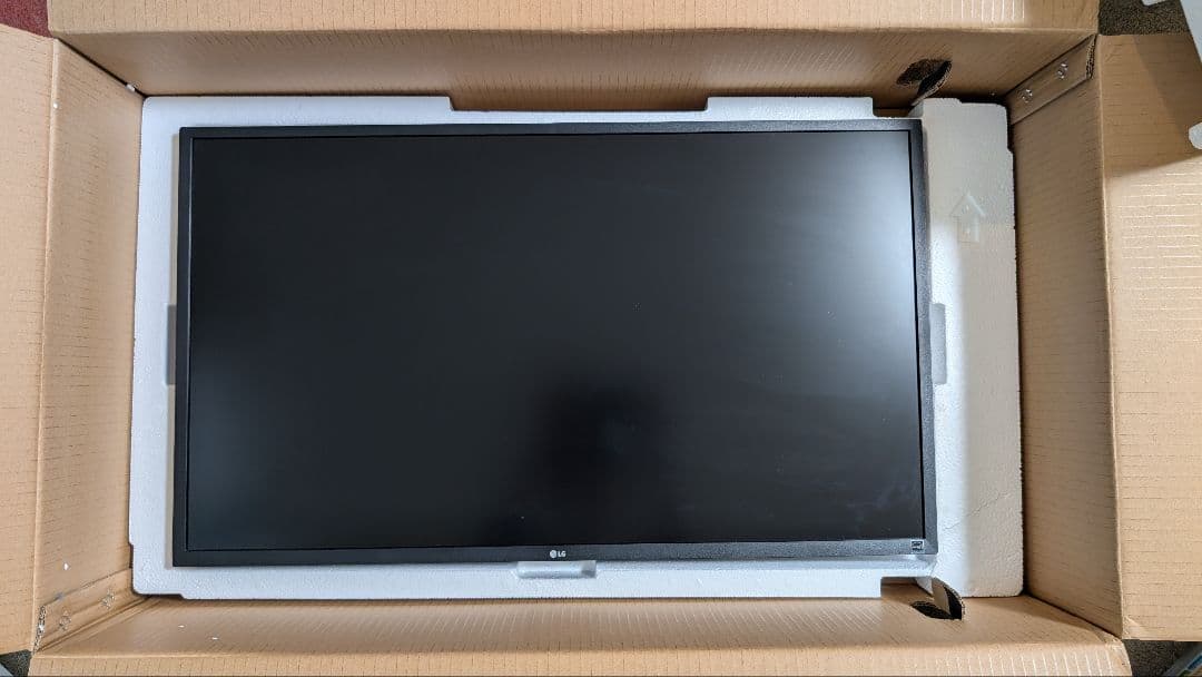 LG ディスプレイ本体 32UD60-B 31.5 インチ / 4K