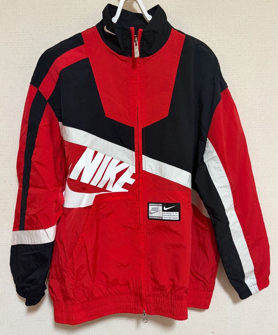 NIKE ナイロンジャケット レッド ブラック S