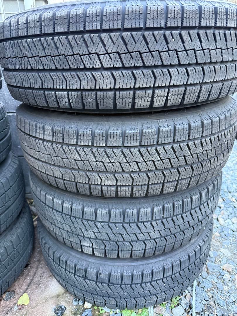 175/65R15 24年製あり　スタッドレスホイールセット　アクア等