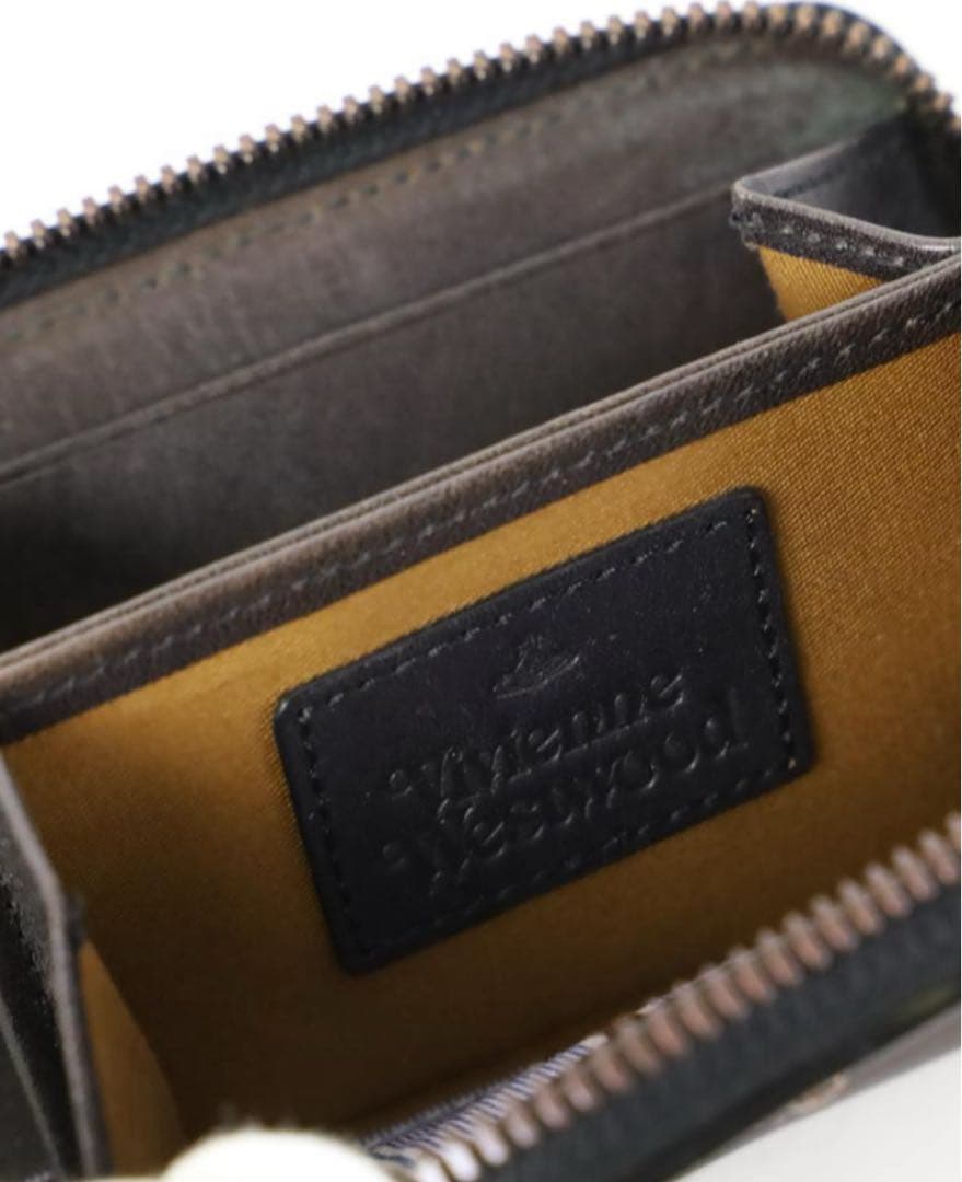 新品☆ヴィヴィアンウエストウッド☆キーリング付き ラウンドファスナー小銭入れ☆緑