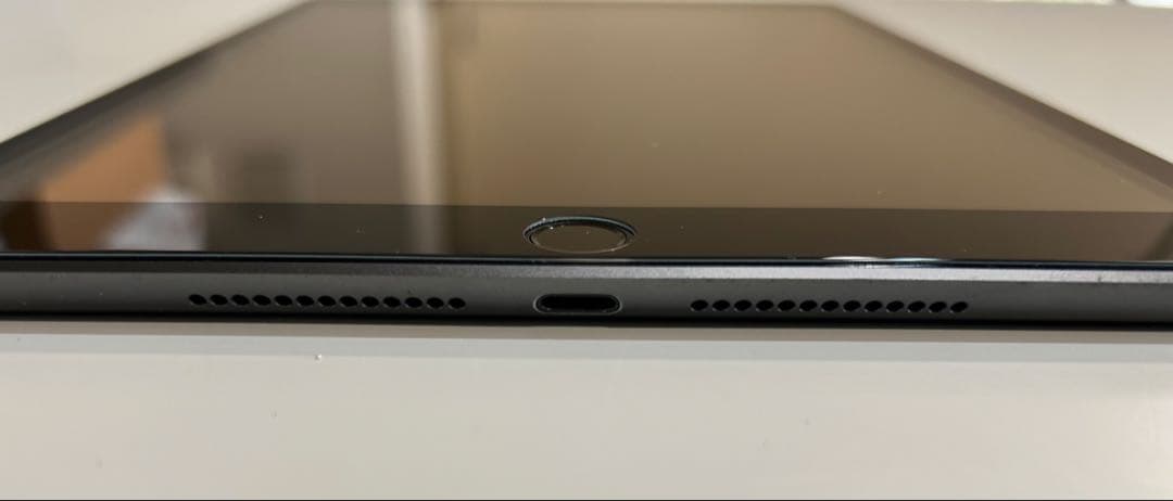 Apple iPad 第9世代 Wi-Fiスペースグレー 本体　付属品有