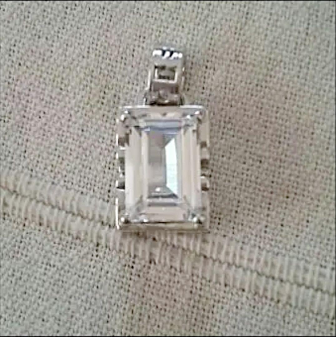 ほぼ未使用☆DUB ネックレストップ