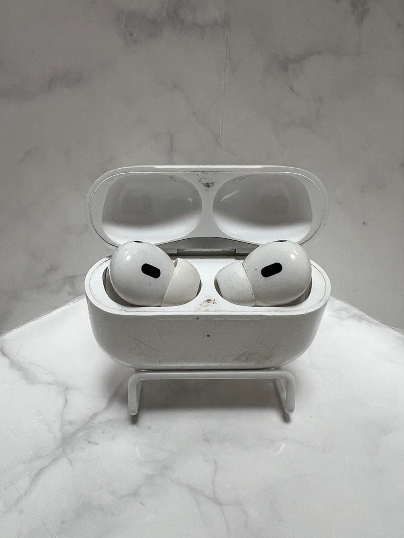 山*本様 〈k8-19〉AirPods Proイヤホン+ケース ※※動作未確認※