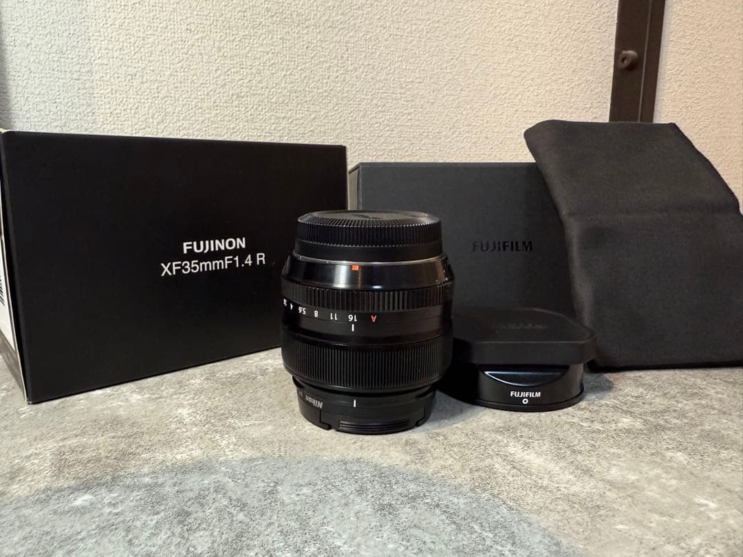 【極美品】富士フィルムFujinon XF35mmF1.4 R レンズ