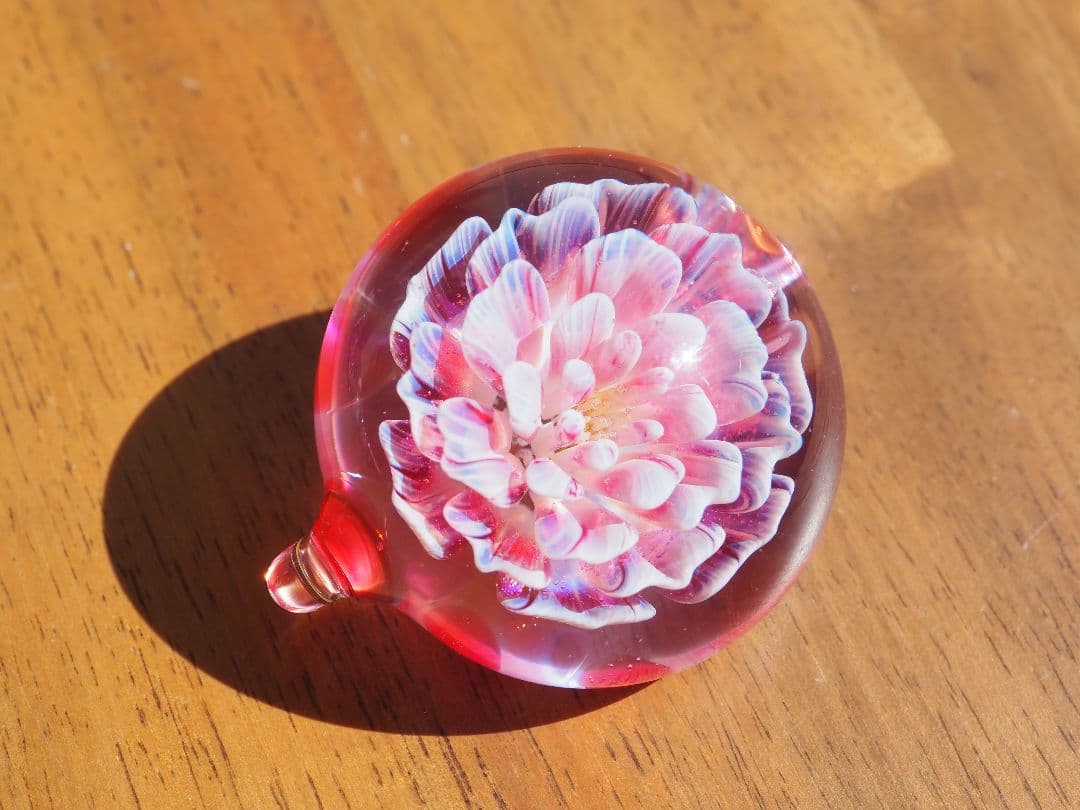 ꫛꫀꪝ硝子の髪飾り★ポンポネグラス★ヘアゴム 「想像の花」pink