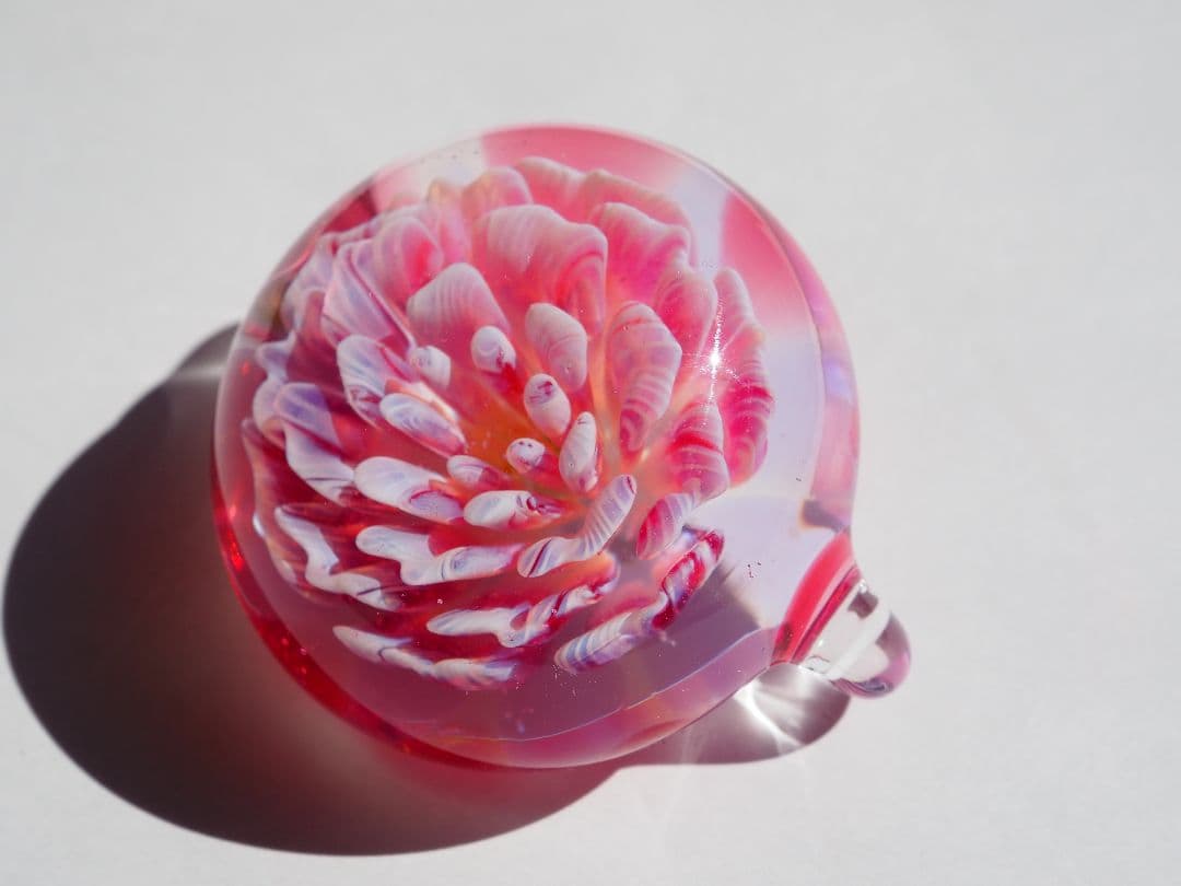 ꫛꫀꪝ硝子の髪飾り★ポンポネグラス★ヘアゴム 「想像の花」pink