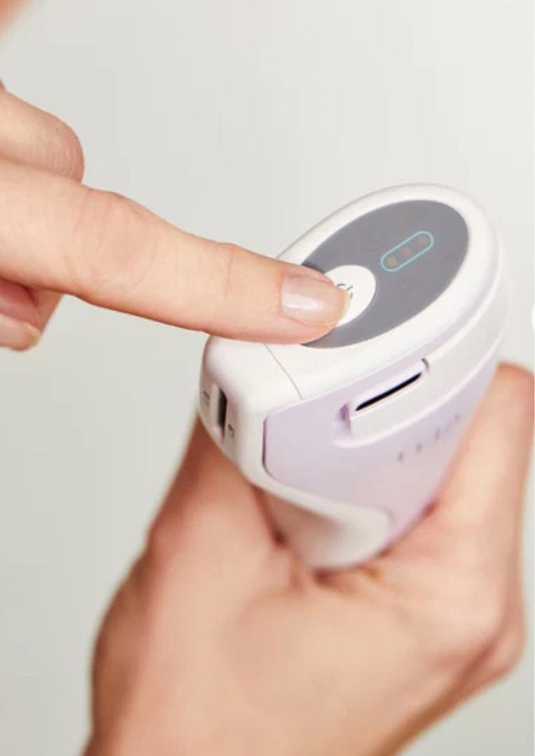 トリア スキン エイジングケアレーザー　美顔器